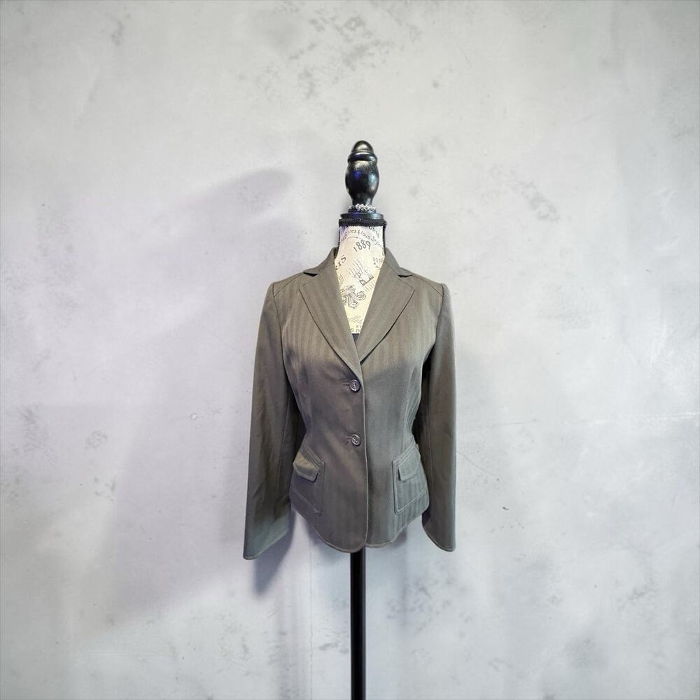 Antonio Melani tailored women's Brown pinstripe blazer Size 4